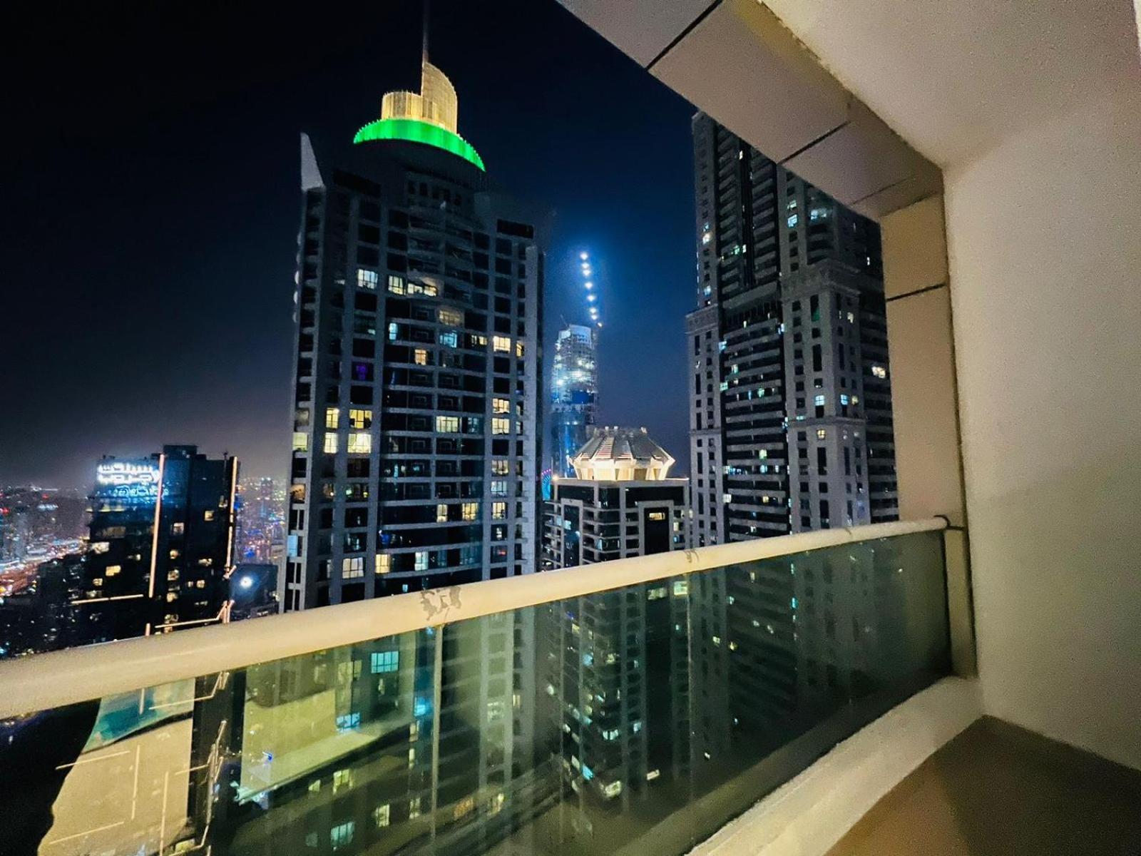דובאי High Floor With City Skyline & Burj Khalifa View 3 Bedroom Unit Marina מראה חיצוני תמונה