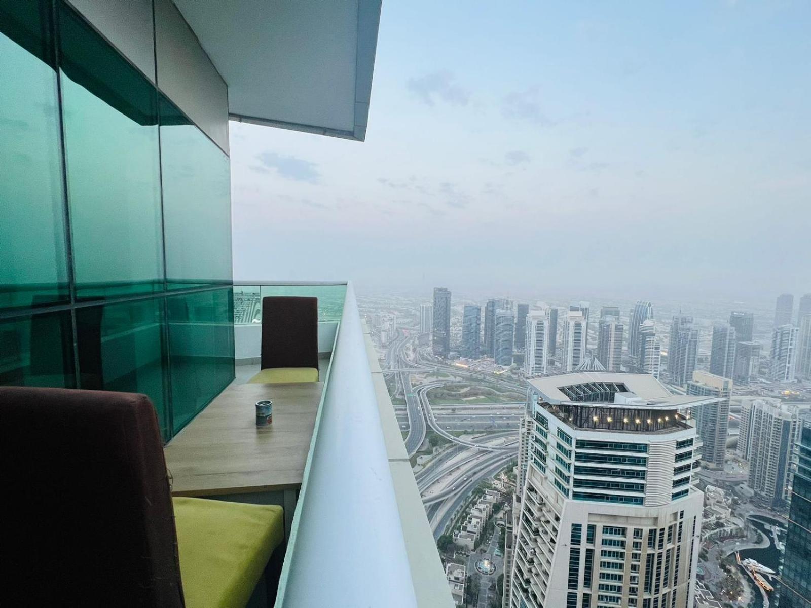 דובאי High Floor With City Skyline & Burj Khalifa View 3 Bedroom Unit Marina מראה חיצוני תמונה