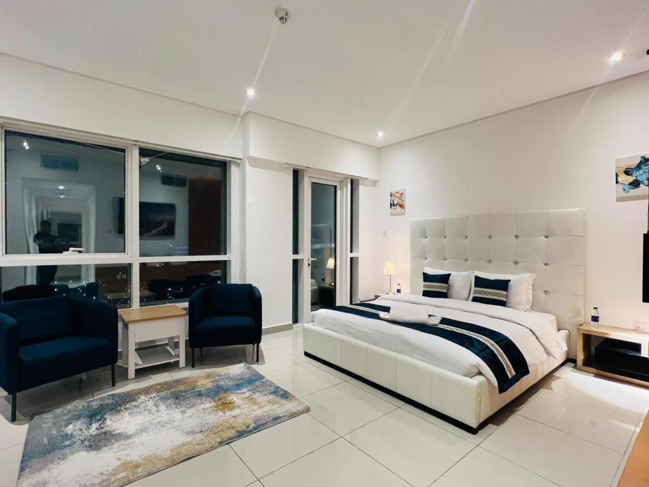 דובאי High Floor With City Skyline & Burj Khalifa View 3 Bedroom Unit Marina מראה חיצוני תמונה