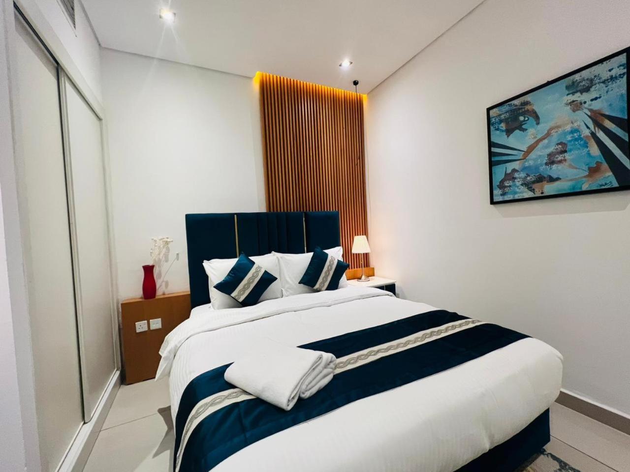 דובאי High Floor With City Skyline & Burj Khalifa View 3 Bedroom Unit Marina מראה חיצוני תמונה