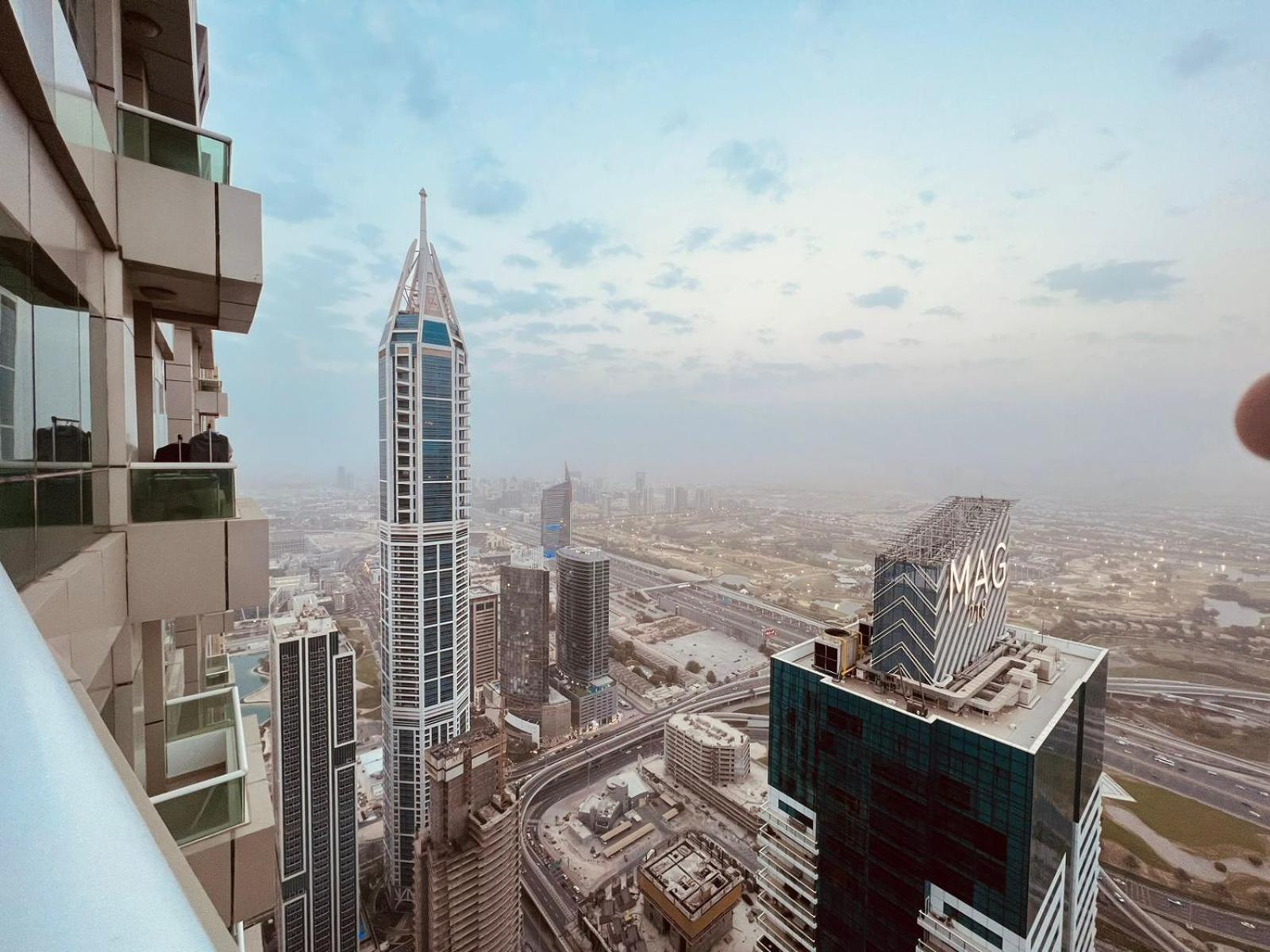 דובאי High Floor With City Skyline & Burj Khalifa View 3 Bedroom Unit Marina מראה חיצוני תמונה