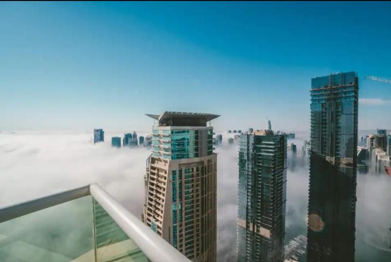 דובאי High Floor With City Skyline & Burj Khalifa View 3 Bedroom Unit Marina מראה חיצוני תמונה
